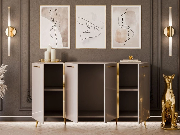 Viertürige Kommode 158 cm Glamour-Stil mit goldenen Griffen und Beinen Lunelie Kaschmirglanz