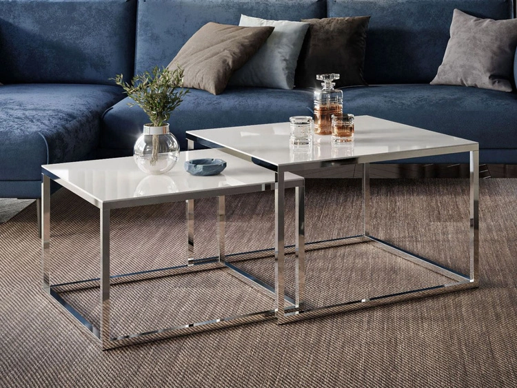 Couchtisch auf verchromtem Gestell mit Glasplatte Asumi Weiß 35x41