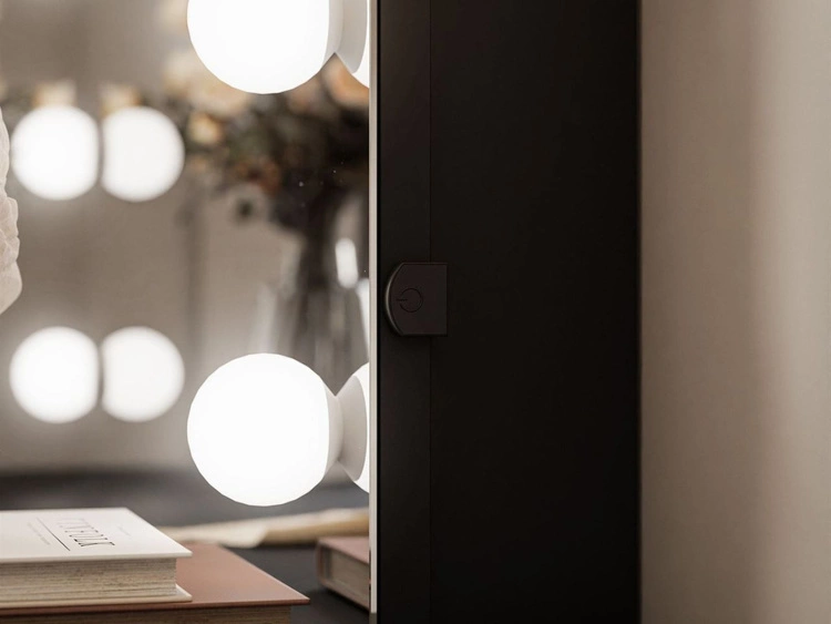 Schminktisch im Glamour-Stil mit Schubladen, Schwarzen Beinen und LED-Beleuchtung Olivine Elite Schwarz Hochglanz